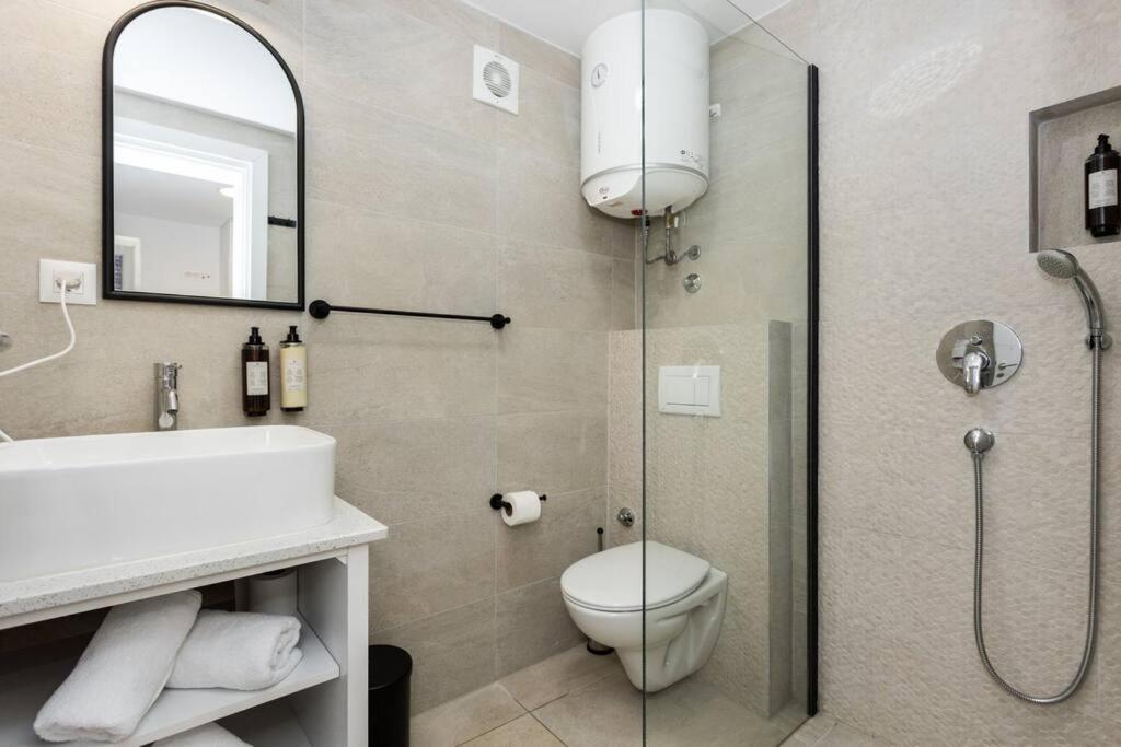 Royal Grey Apartment Szarajevó Kültér fotó